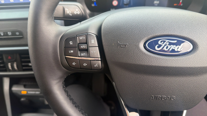 Ford Transit Courier Diesel 1.5 EcoBlue Limited Van - Image 21